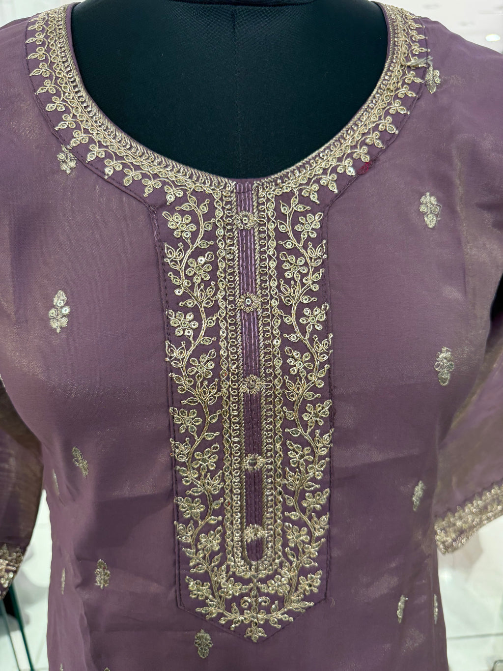 Mauve Silk Embroidered Kurta Set – The Mystique