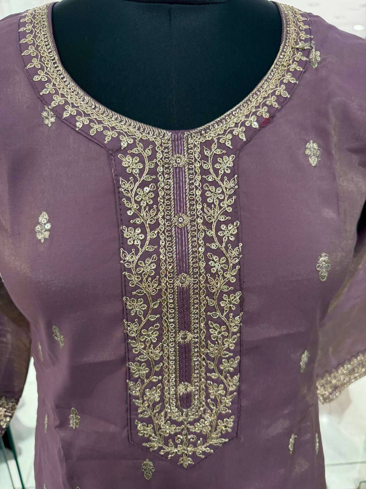 Mauve Silk Embroidered Kurta Set – The Mystique